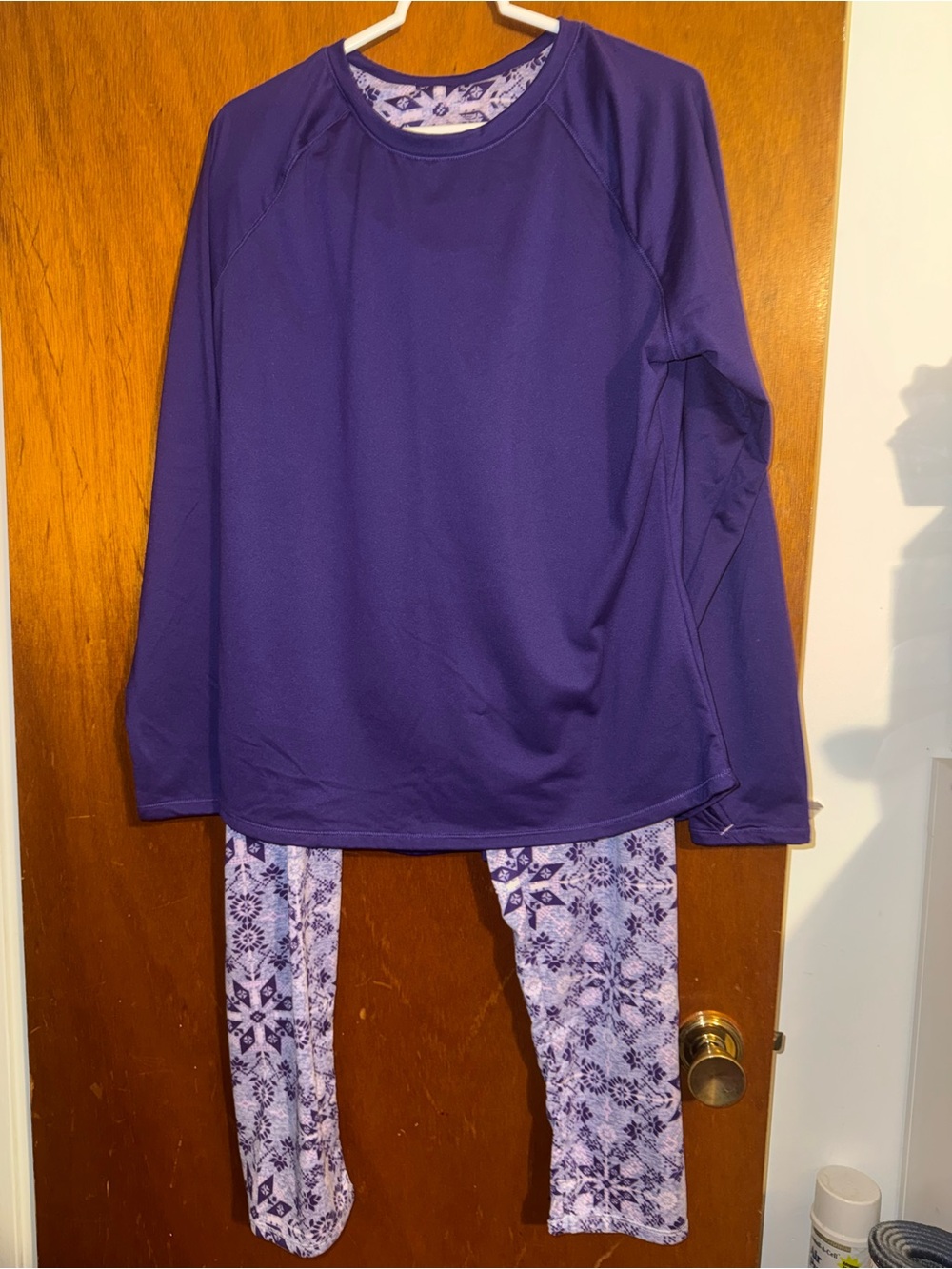 Cuddl Duds  Purple Long-Sleeve Pajama Set with Patterned Lilac Pants
